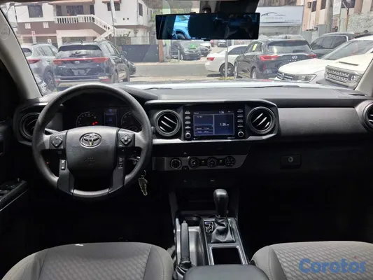 2020 Toyota Tacoma — foto 6 / 12