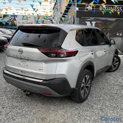 2022 Nissan Rogue — foto 11 / 13