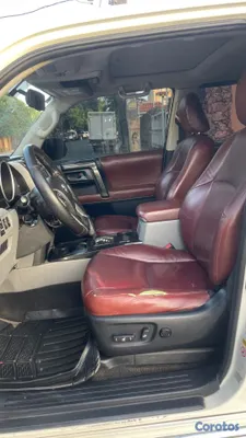 2010 Toyota 4 Runner — foto 6 / 8