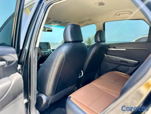 2022 Kia Sonet — foto 3 / 12