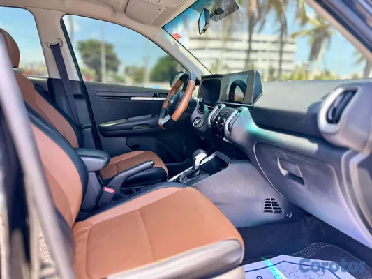 2022 Kia Sonet — foto 10 / 12