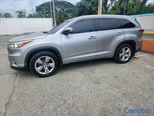 2016 Toyota Highlander — foto 2 / 6