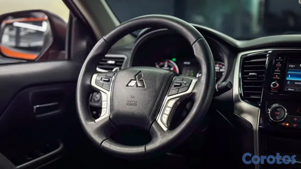2024 Mitsubishi L200 — foto 17 / 20
