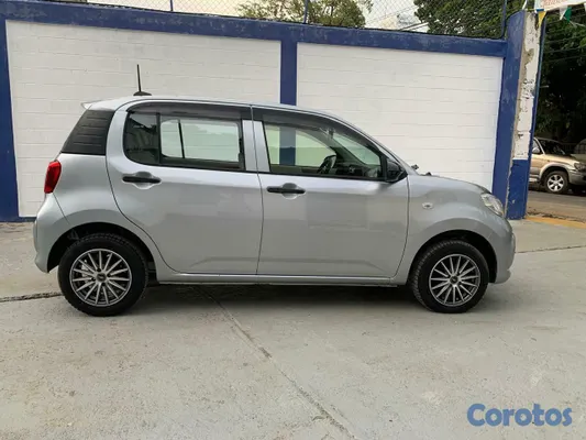 2020 Toyota Passo — foto 5 / 10