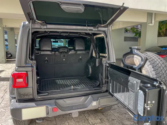 2018 Jeep Wrangler — foto 9 / 12