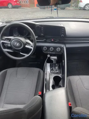 2021 Hyundai Elantra — foto 6 / 6