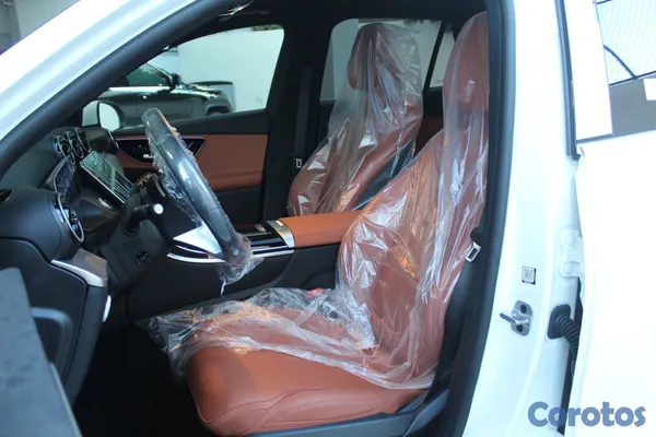 2026 Mercedes-Benz Clase GLC — foto 4 / 10