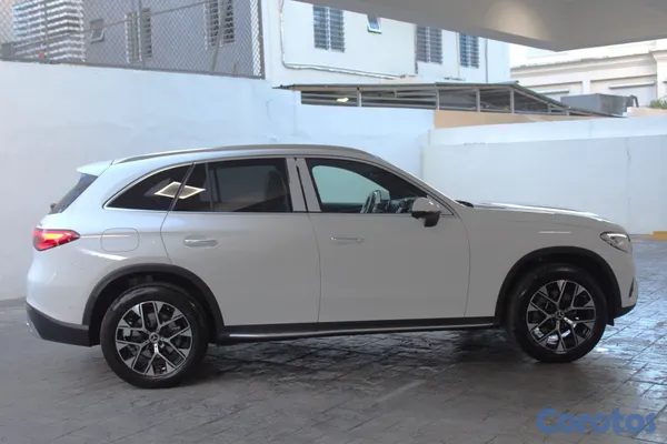 2026 Mercedes-Benz Clase GLC — foto 5 / 10