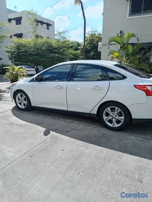 2013 Ford Focus — foto 5 / 6