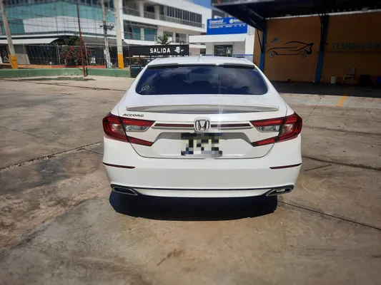 2019 Honda Accord — foto 2 / 8