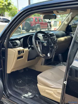 2011 Toyota 4 Runner — foto 5 / 10