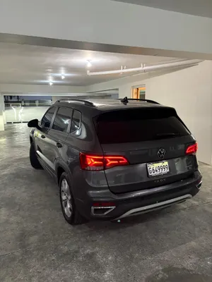 2022 Volkswagen taos — foto 4 / 9
