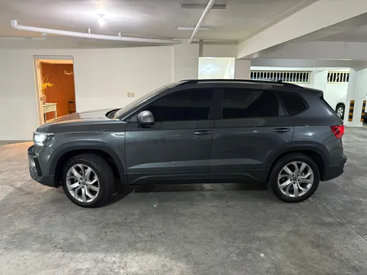 2022 Volkswagen taos — foto 5 / 9