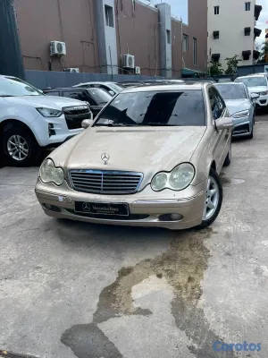 2001 Mercedes-Benz Clase C — foto 2 / 7