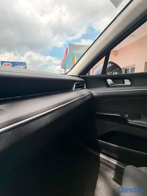 2021 Kia K-5 — foto 15 / 16