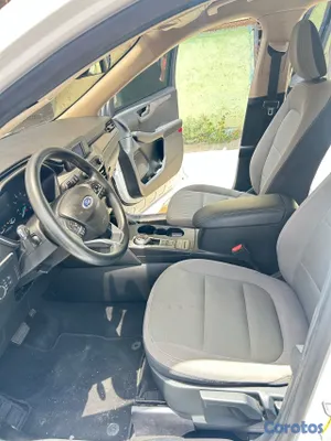 2020 Ford Escape — foto 4 / 7