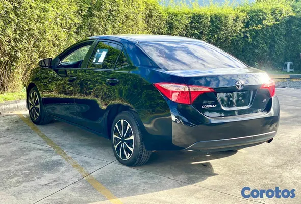 2019 Toyota Corolla — foto 6 / 10