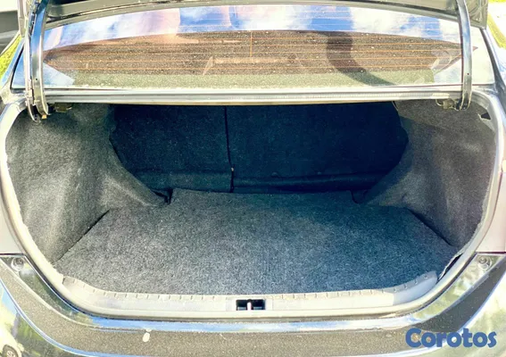 2019 Toyota Corolla — foto 7 / 10