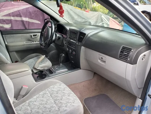2008 Kia Sorento — foto 2 / 7
