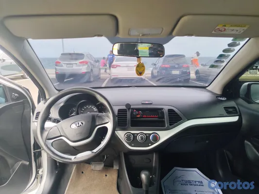 2015 Kia Picanto — foto 8 / 9