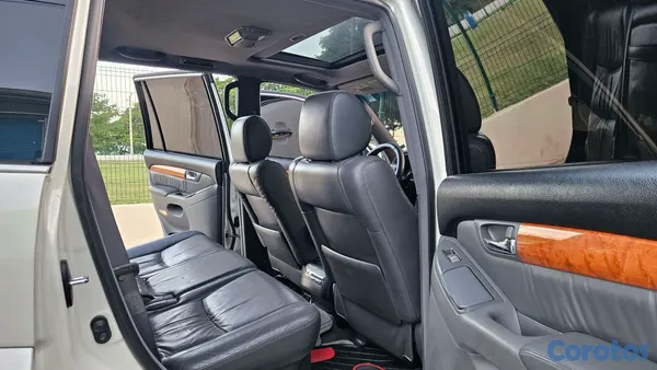 2005 Lexus Gx — foto 12 / 14