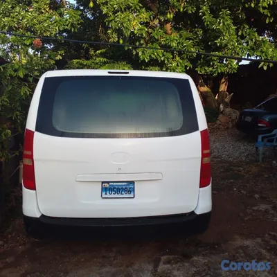 2008 Hyundai H-1 — foto 3 / 4
