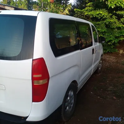2008 Hyundai H-1 — foto 4 / 4