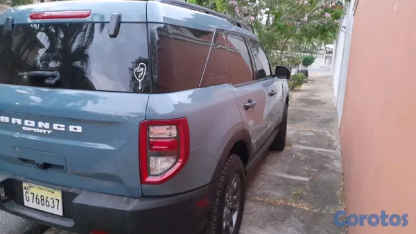 2022 Ford Bronco — foto 4 / 5