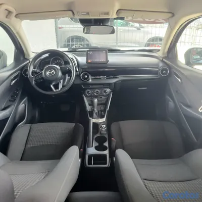 2020 Mazda Demio — foto 11 / 14