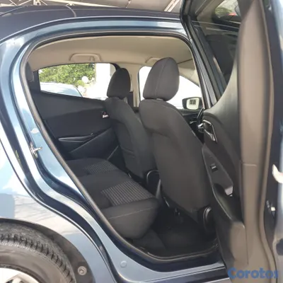 2020 Mazda Demio — foto 12 / 14
