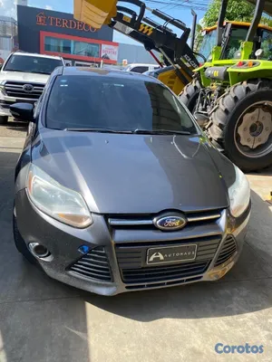2014 Ford Focus — foto 4 / 7