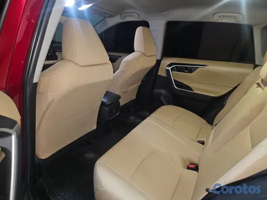 2022 Toyota Rav-4 — foto 10 / 13