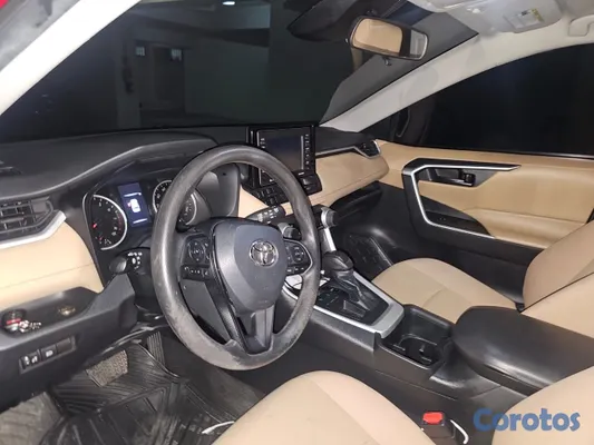 2022 Toyota Rav-4 — foto 13 / 13