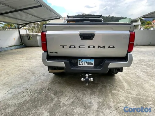 2024 Toyota Tacoma — foto 5 / 14