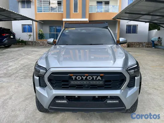 2024 Toyota Tacoma — foto 7 / 14