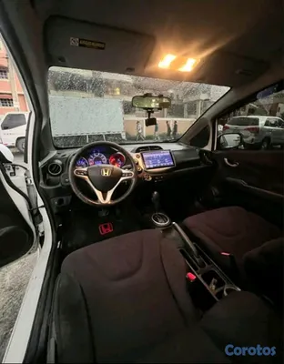 2012 Honda Fit — foto 3 / 4