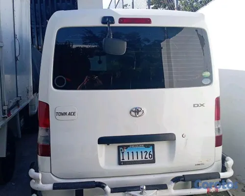 2017 Toyota Townace — foto 3 / 12
