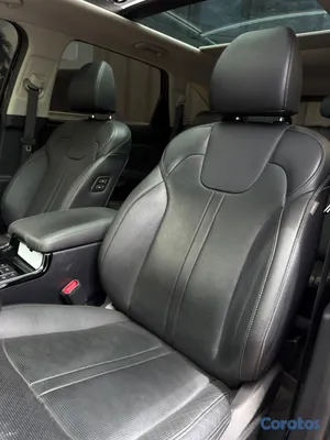 2025 Kia Sorento — foto 8 / 10