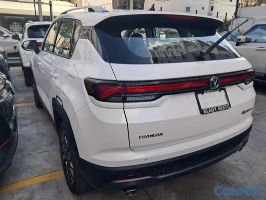 2027 Changan CS 35 — foto 6 / 7