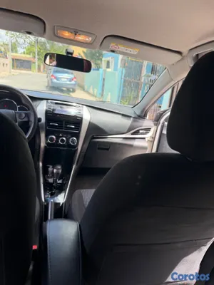 2018 Toyota Yaris — foto 8 / 13