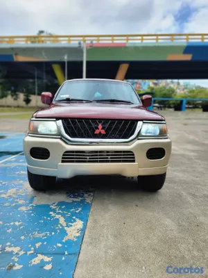 2001 Mitsubishi Montero