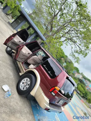 2001 Mitsubishi Montero — foto 8 / 17
