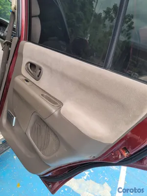 2001 Mitsubishi Montero — foto 9 / 17