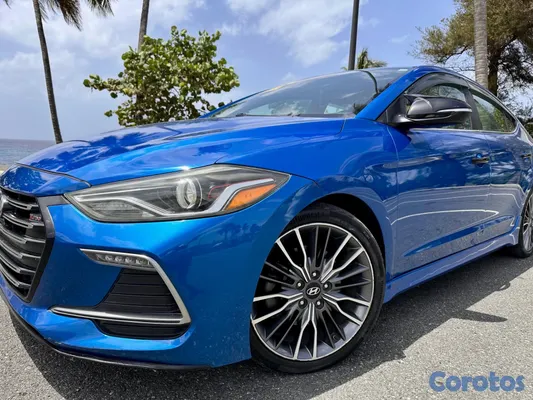 2018 Hyundai Elantra — foto 3 / 6