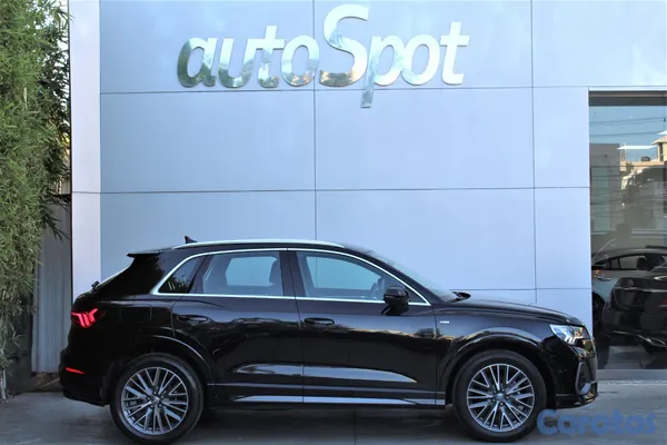 2020 Audi Q3 — foto 2 / 10