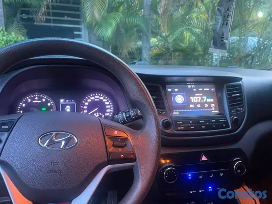 2017 Hyundai Tucson — foto 6 / 9