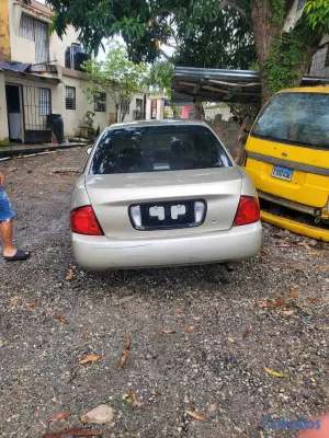 2005 Nissan B15, 2005, listo para que busque la comida — foto 2 / 8