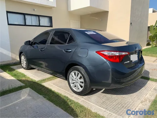 2016 Toyota Corolla — foto 5 / 6