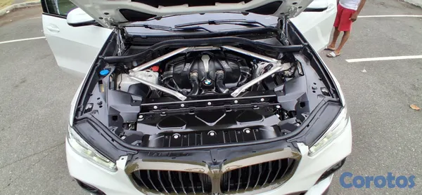 2019 BMW X5 — foto 18 / 18