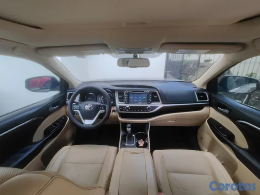 2016 Toyota Highlander — foto 6 / 7